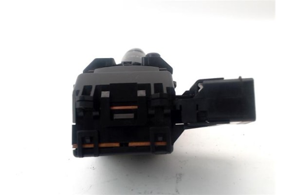 Recambio de mando limpiaparabrisas para toyota yaris (ksp9/scp9/nlp9) 1.0 vvt-i referencia OEM IAM 84652-0D031  