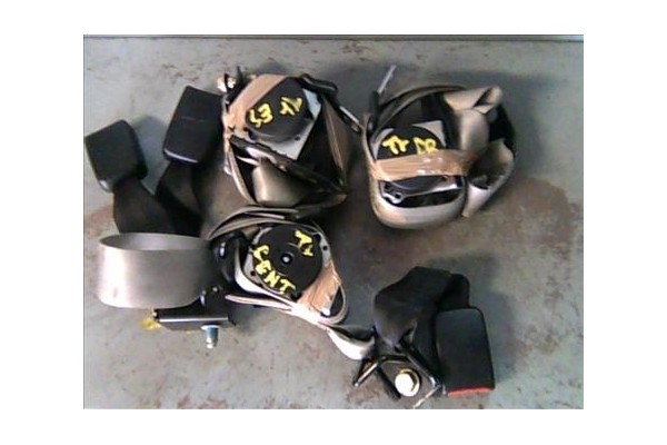 Recambio de juego cinturones trasero para nissan primera berlina (p12) 1.9 dci referencia OEM IAM 88844AV921  