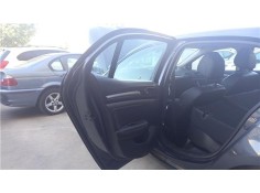 Recambio de puerta trasero izquierda para renault megane iv berlina 5p 1.2 experience referencia OEM IAM 821015121R  