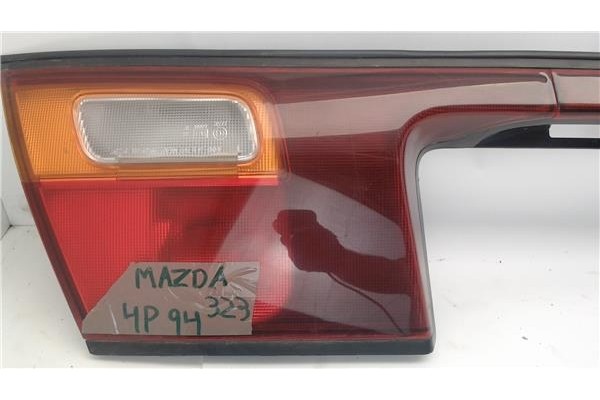 Recambio de piloto trasero central para mazda 323 c/f/s berlina (ba) referencia OEM IAM 15261702  