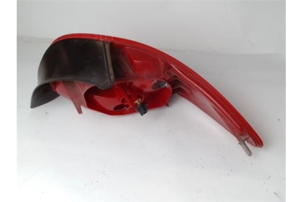 Recambio de piloto trasero izquierdo para peugeot 206 referencia OEM IAM 6350P1  