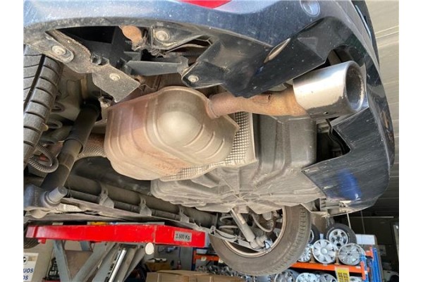 Recambio de tubo escape completo para renault megane iv berlina 5p 1.2 experience referencia OEM IAM 200100406R 200102125R 