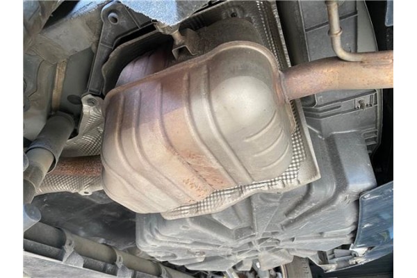 Recambio de tubo escape completo para renault megane iv berlina 5p 1.2 experience referencia OEM IAM 200100406R 200102125R 