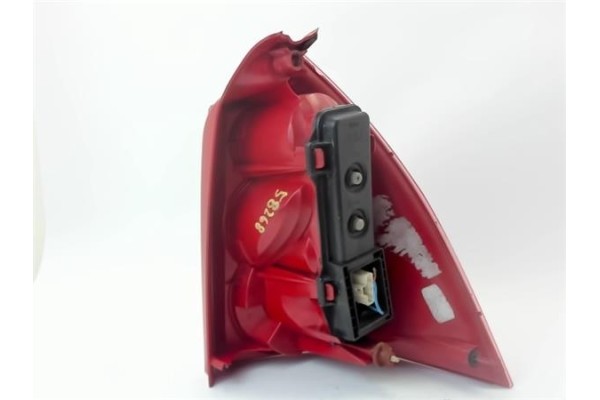 Recambio de piloto trasero izquierdo para peugeot 307 break / sw (s1) 1.6 16v referencia OEM IAM 89026938 89026198 