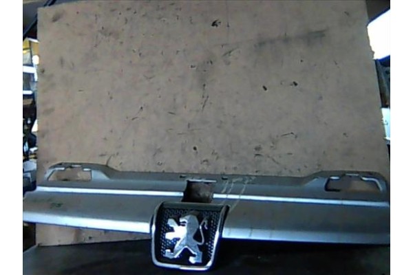 Recambio de rejilla capo para peugeot 406 berlina (s1/s2) 1.8 16v referencia OEM IAM   