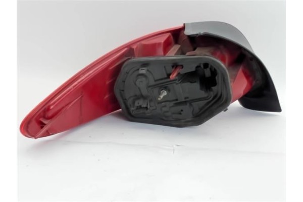 Recambio de piloto trasero derecho para peugeot 206 referencia OEM IAM   