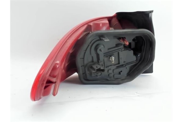 Recambio de piloto trasero derecho para peugeot 206 referencia OEM IAM   