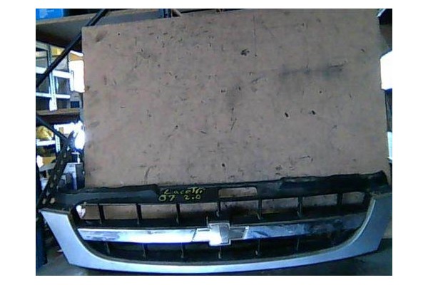 Recambio de rejilla capo para chevrolet lacetti 2.0 tdci referencia OEM IAM   