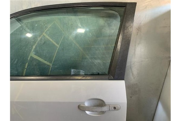 Recambio de puerta delantero izquierda para ford fiesta vi 1.4 tdci referencia OEM IAM 1692539  