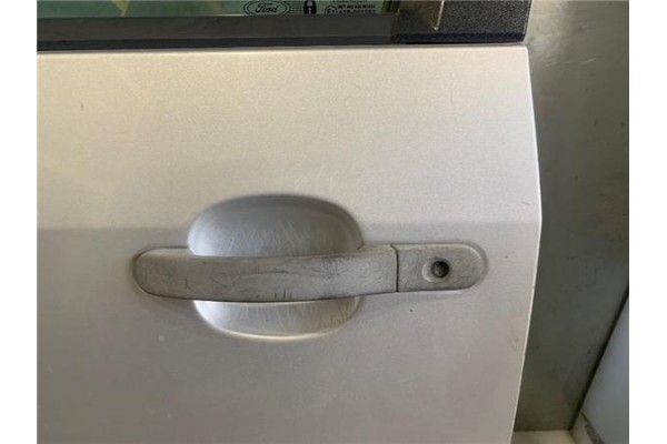 Recambio de puerta delantero izquierda para ford fiesta vi 1.4 tdci referencia OEM IAM 1692539  
