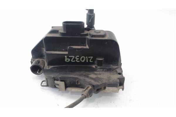 Recambio de cierre electromagnetico delantero derecho para renault megane ii (bm0/1_, cm0/1_) 1.5 dci referencia OEM IAM 8200027