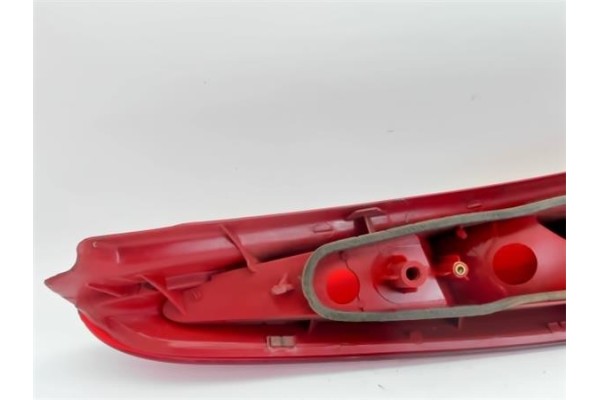 Recambio de piloto trasero derecho para fiat ii punto (188) berlina referencia OEM IAM 46794077  46523769 , FIAT | 51738357 , FI