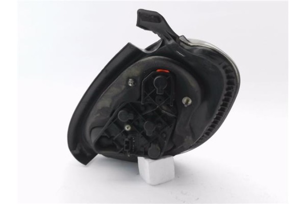 Recambio de piloto trasero izquierdo para fiat bravo (182) 1.9 jtd referencia OEM IAM 46538353  