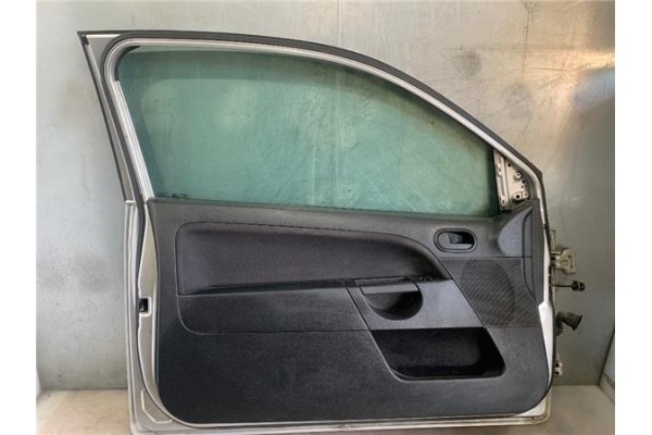Recambio de puerta delantero izquierda para ford fiesta vi 1.4 tdci referencia OEM IAM 1692539  