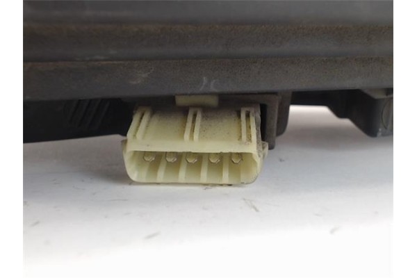 Recambio de faro delantero izquierdo para citroen xantia break referencia OEM IAM 6204R9  