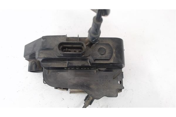 Recambio de cierre electromagnetico delantero derecho para renault megane ii (bm0/1_, cm0/1_) 1.5 dci referencia OEM IAM 8200027