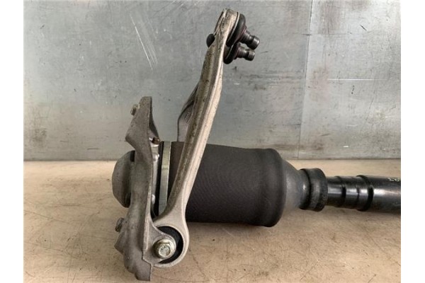 Recambio de amortiguador delantero izquierdo para audi allroad quattro (4b5) 2.5 tdi (132kw) referencia OEM IAM 4Z7413031A  