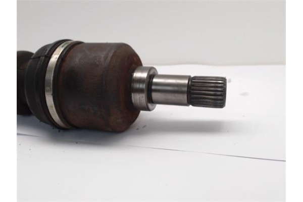 Recambio de palier delantero izquierdo para citroen c4 berlina 1.6 hdi referencia OEM IAM   