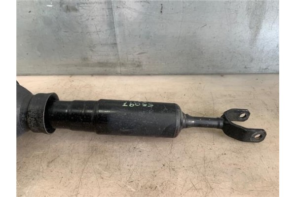 Recambio de amortiguador delantero izquierdo para audi allroad quattro (4b5) 2.5 tdi (132kw) referencia OEM IAM 4Z7413031A  