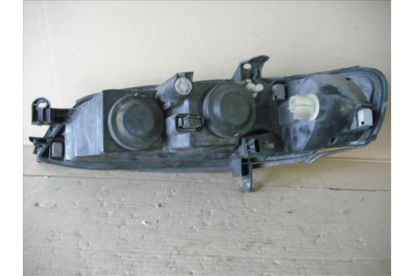Recambio de faro delantero izquierdo para opel vectra b berlina 2.0 dti 16v referencia OEM IAM 1216057  