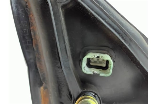 Recambio de retrovisor electrico izquierdo para hyundai lantra berlina (rd) referencia OEM IAM E13014021  