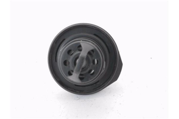 Recambio de tapon combustible para fiat bravo (182) 1.9 jtd referencia OEM IAM 46785426  