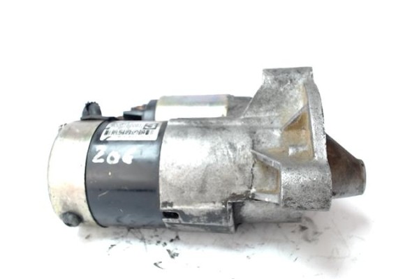 Recambio de motor arranque para citroen xsara picasso 1.8 16v referencia OEM IAM M000T82081  