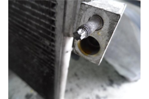 Recambio de radiador aire acondicionado para citroen c6 2.2 básico referencia OEM IAM 9688473680 KOMO 