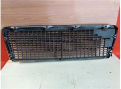 Recambio de rejilla capo para mercedes-benz clase c (bm 202) berlina 2.2 220 (202.022) referencia OEM IAM 2028880023  A202888002