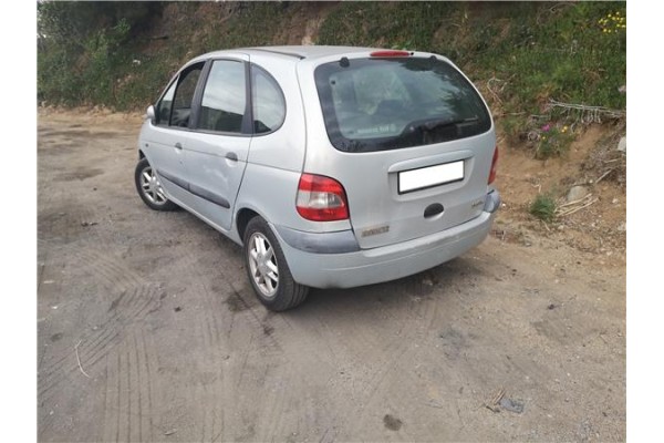 renault scenic i (ja...) del año 2001