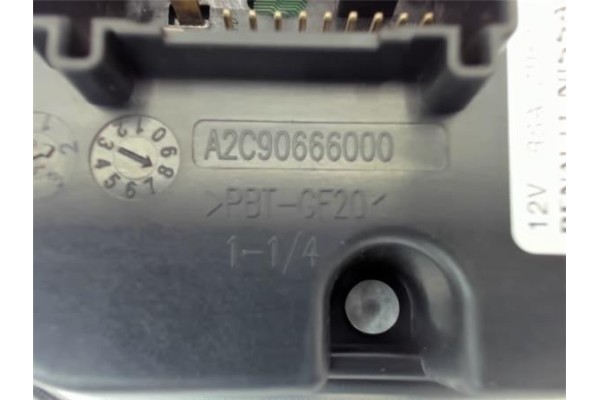 Recambio de centralita para renault clio iv 0.9 limited referencia OEM IAM 260551225R A2C90665801 