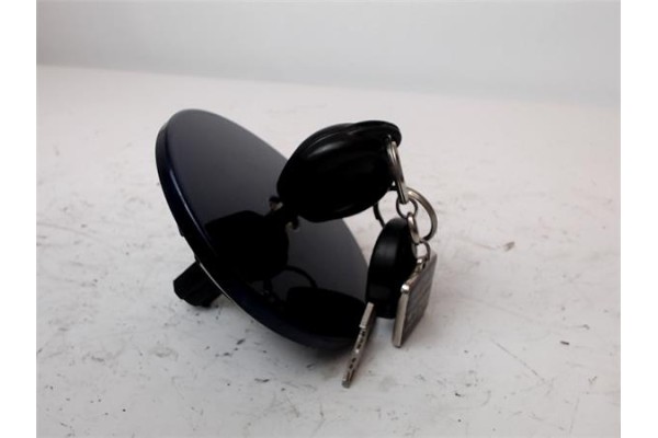 Recambio de tapon combustible para peugeot 206 berlina 1.9 d referencia OEM IAM   