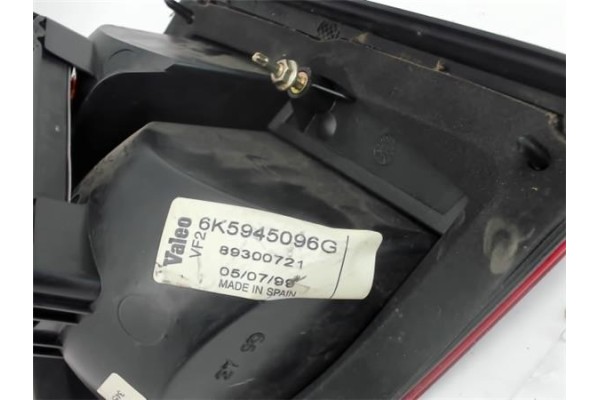 Recambio de piloto trasero derecho para seat cordoba berlina (6k2) referencia OEM IAM 6K5945096G 89300721 