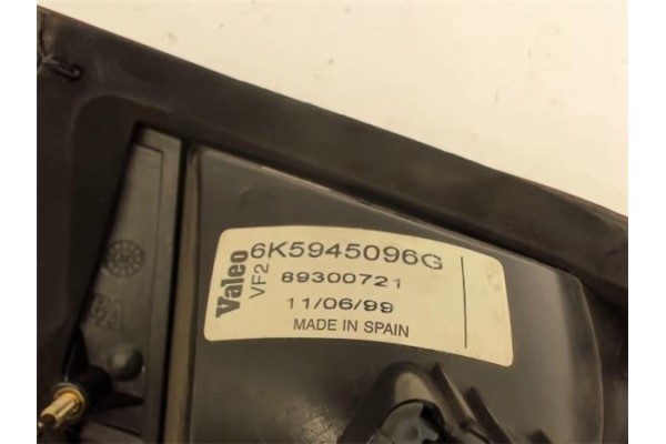 Recambio de piloto trasero derecho para seat cordoba berlina (6k2) referencia OEM IAM 6K5945096G 89300721 