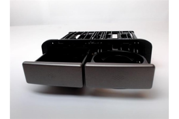 Recambio de embellecedor consola central para alfa romeo alfa 147 (190) 2.0 selespeed distinctive referencia OEM IAM   