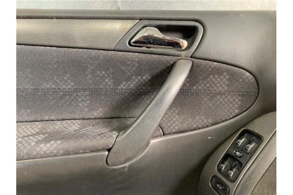 Recambio de guarnecido puerta delantero izquierda para mercedes-benz clase c (bm 203) berlina 2.2 200 cdi (203.004) referencia O