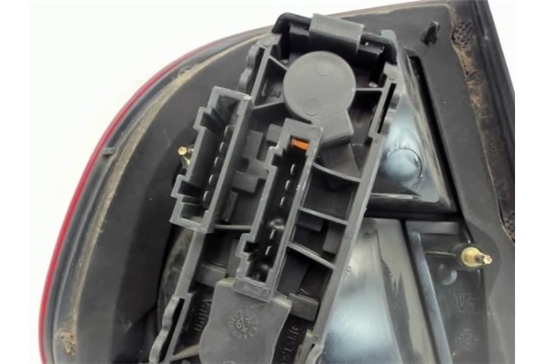 Recambio de piloto trasero derecho para seat cordoba berlina (6k2) referencia OEM IAM 6K5945096G 89300721 