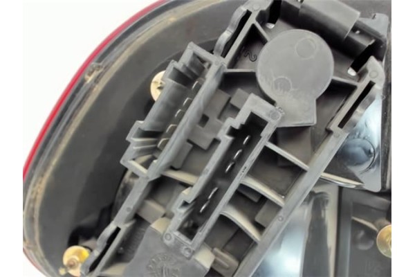 Recambio de piloto trasero derecho para seat cordoba berlina (6k2) referencia OEM IAM 6K5945096G 89300721 