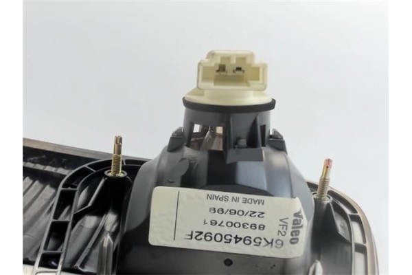 Recambio de piloto porton trasero derecho para seat cordoba berlina (6k2) referencia OEM IAM 6K5945092F 89300761 