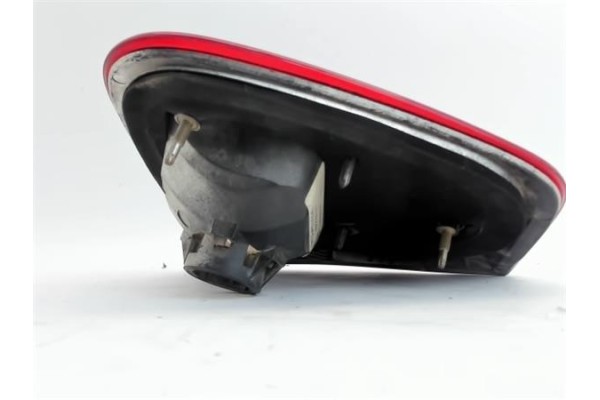 Recambio de piloto porton trasero derecho para seat cordoba berlina (6k2) referencia OEM IAM 6K5945092F 89300761 