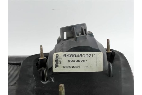 Recambio de piloto porton trasero derecho para seat cordoba berlina (6k2) referencia OEM IAM 6K5945092F 89300761 