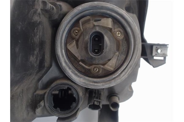 Recambio de faro delantero izquierdo para renault clio ii fase i (b/cb0) referencia OEM IAM 260601187R  