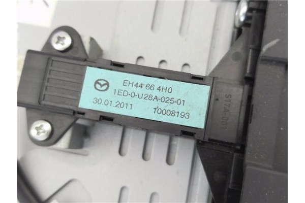 Recambio de radio / cd para mazda cx-7 er 2.2 active referencia OEM IAM 14795237 14795232 