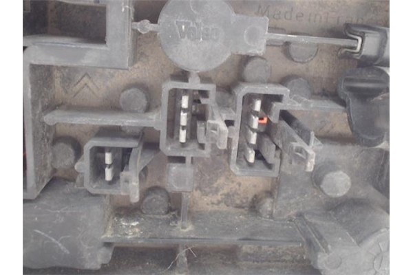 Recambio de piloto porton trasero derecho para citroen xantia berlina referencia OEM IAM   