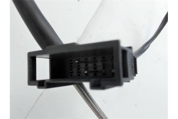 Recambio de retrovisor derecho para seat ibiza (6k1) referencia OEM IAM W06K1857508G01C  