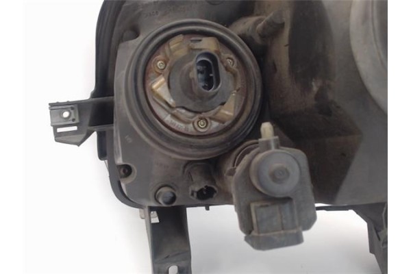 Recambio de faro delantero dcho para renault clio ii fase i (b/cb0) referencia OEM IAM 7701045169  