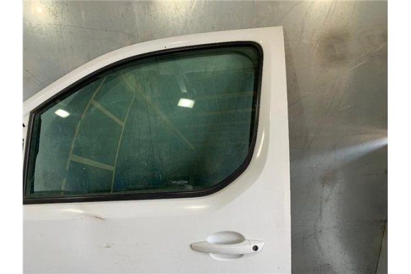 Recambio de puerta delantero izquierda para citroen jumpy furgón 2.0 club m referencia OEM IAM 9853309580 9811893780 