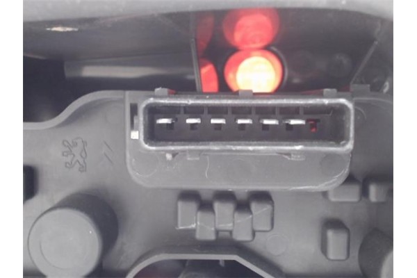 Recambio de piloto trasero derecho para citroen xsara berlina referencia OEM IAM 6351J5 2202363 25340801 , CITROËN