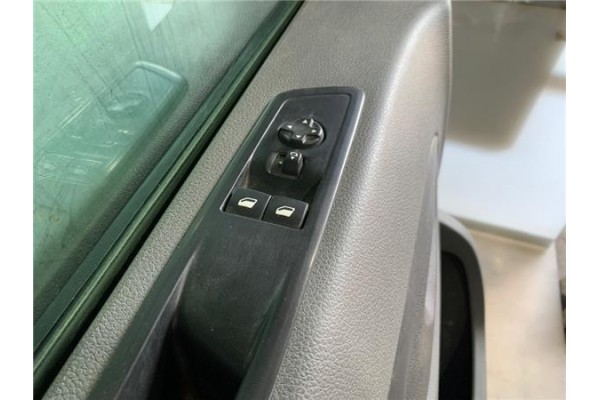 Recambio de puerta delantero izquierda para citroen jumpy furgón 2.0 club m referencia OEM IAM 9853309580 9811893780 