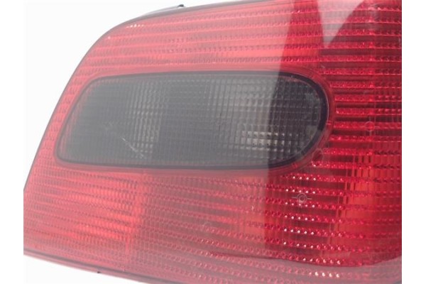 Recambio de piloto trasero derecho para citroen xsara berlina referencia OEM IAM 6351J5 2202363 25340801 , CITROËN